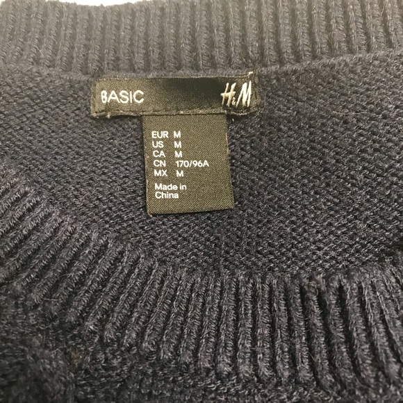 H&M sweater - Picture 3 of 3